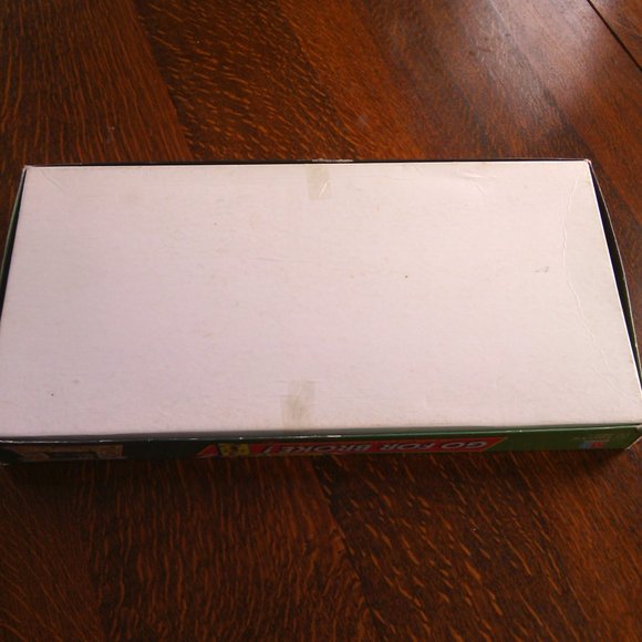 Go for Broke Board Game MB Games Vintage 1993 Family Kid's Stock Market Losing $ - Picture 16 of 16